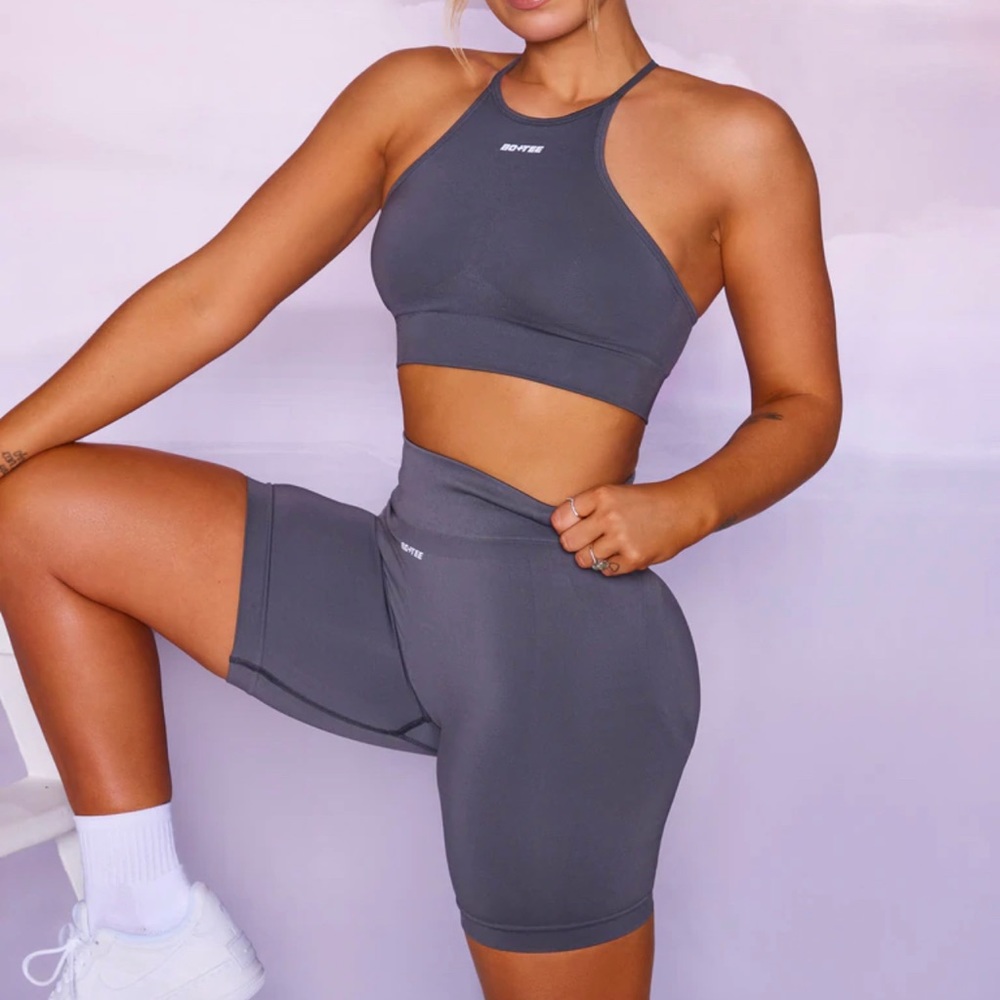 Bo + Tee | Grey Workout Top + Short Set